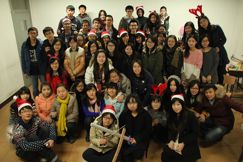 20141216-日语系-日语系团学联举办圣诞游园会