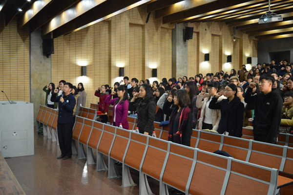 20151205-日语系-日语系禁毒大使演讲暨防艾宣传知识讲座成功举办2