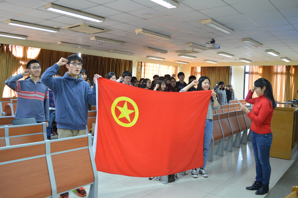 20151202-日语系-日语系举办禁毒朋辈座谈会2